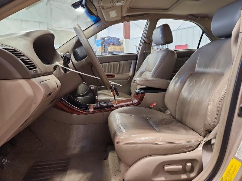 2003 Toyota Camry le