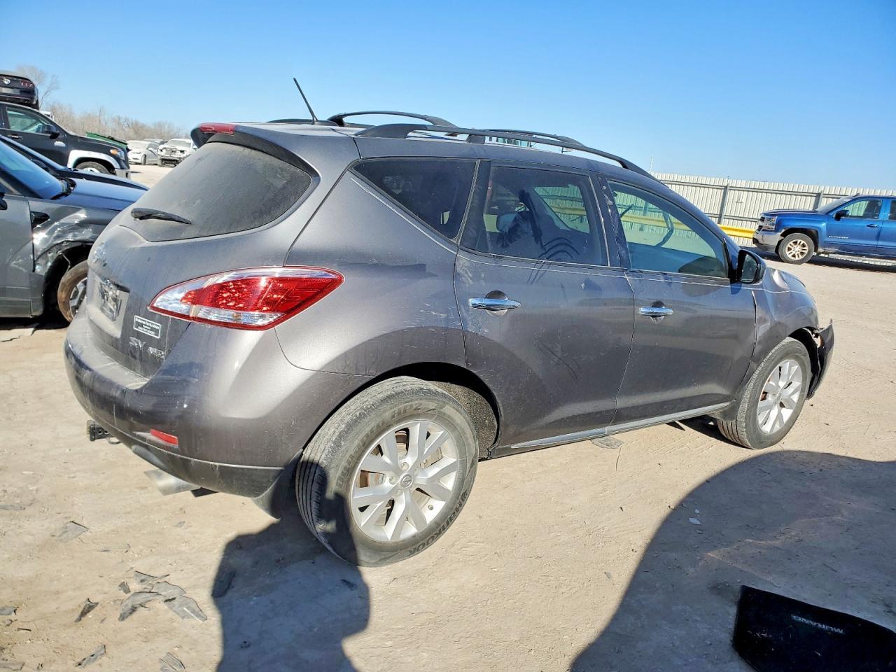 2014 Nissan Murano s