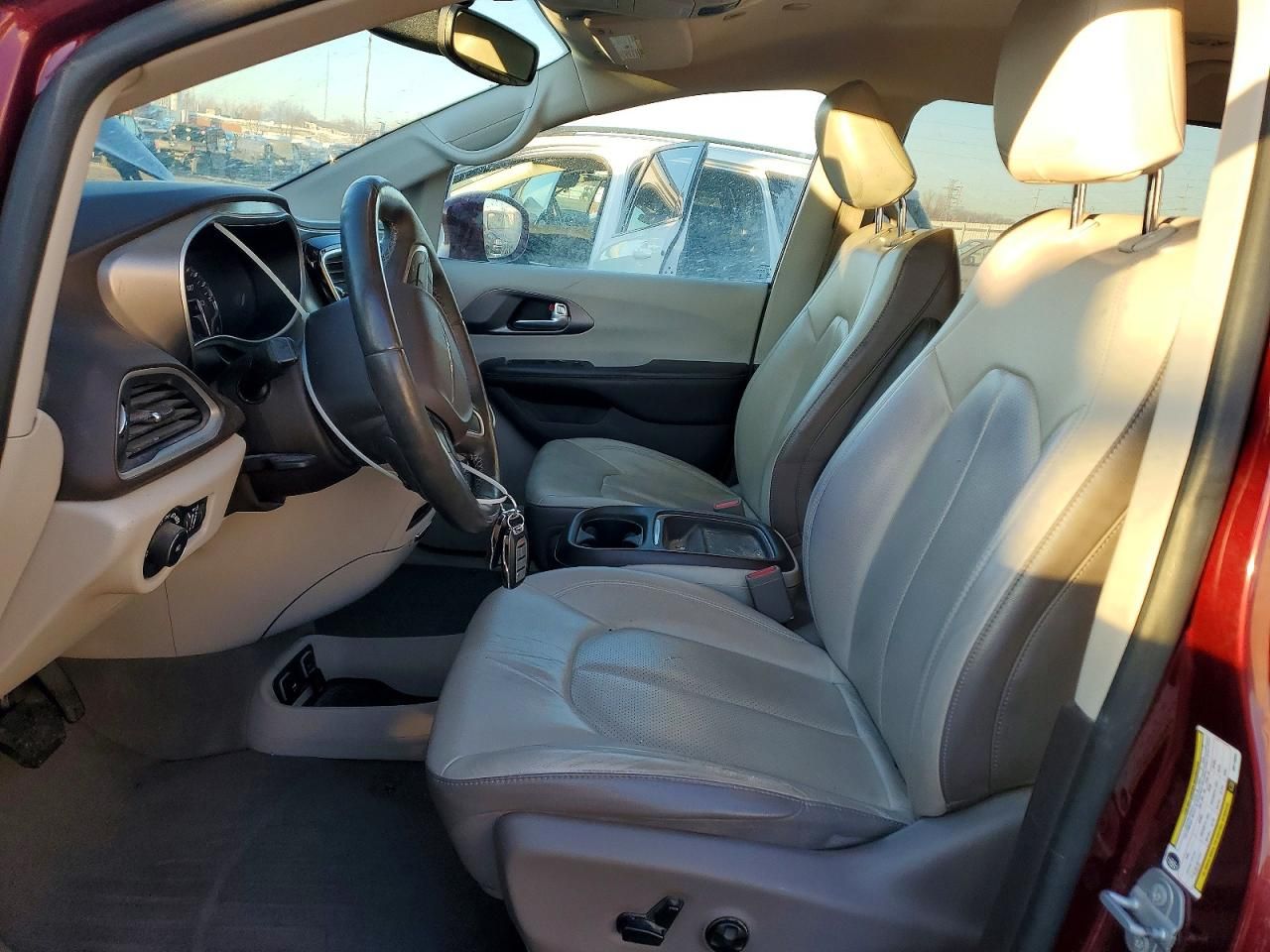2019 Chrysler Pacifica Touring l