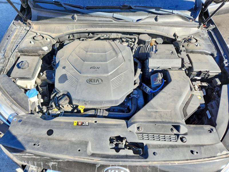 2017 KIA Cadenza Premium