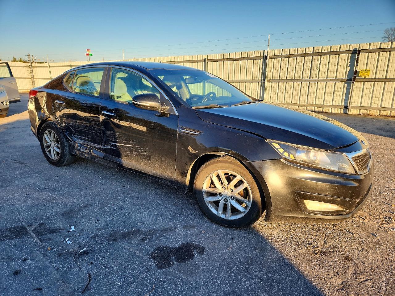 2013 KIA Optima lx