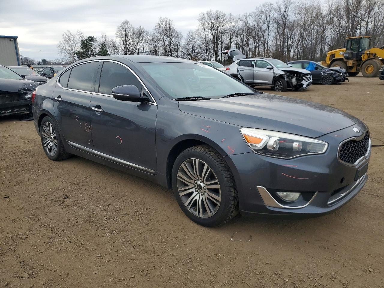 2014 KIA Cadenza Premium