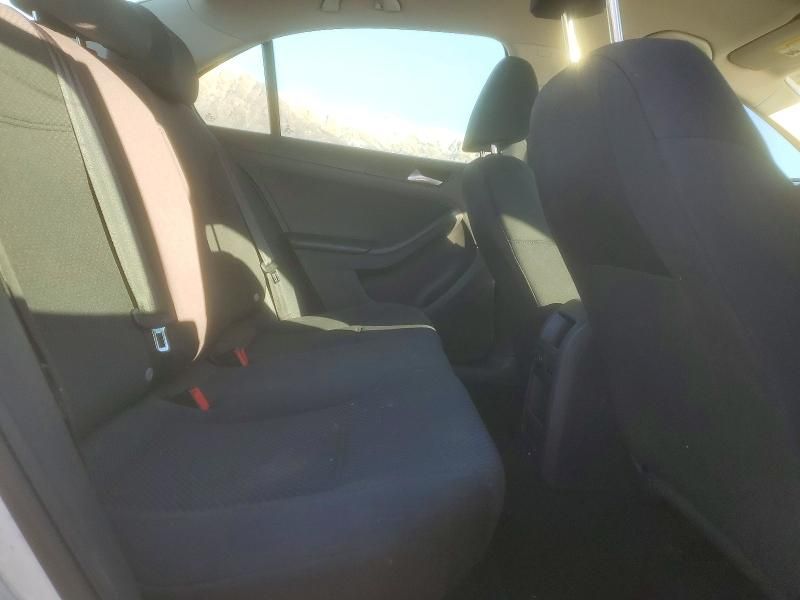 2013 Volkswagen Jetta Base