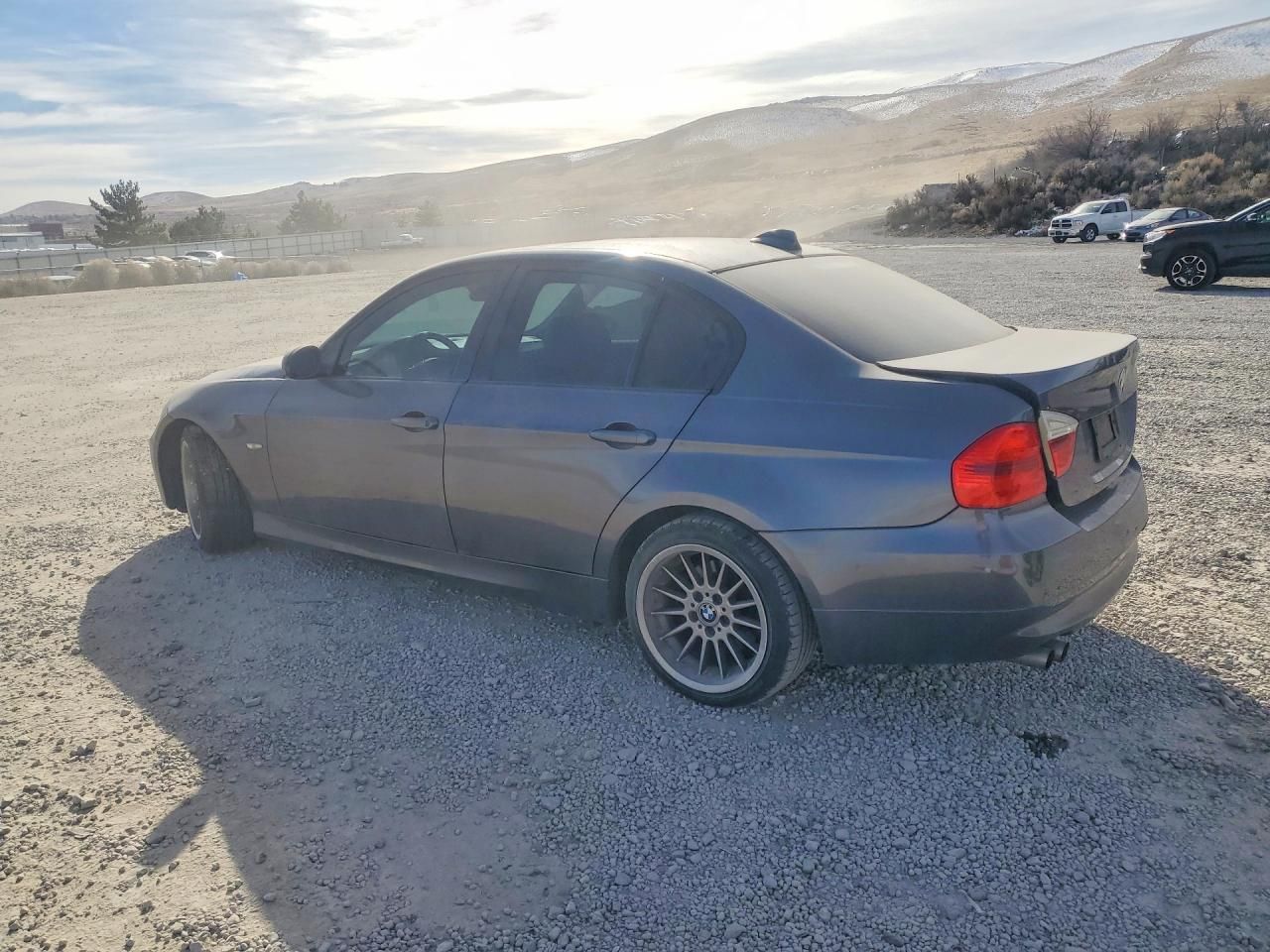 2006 BMW 325 i Automatic