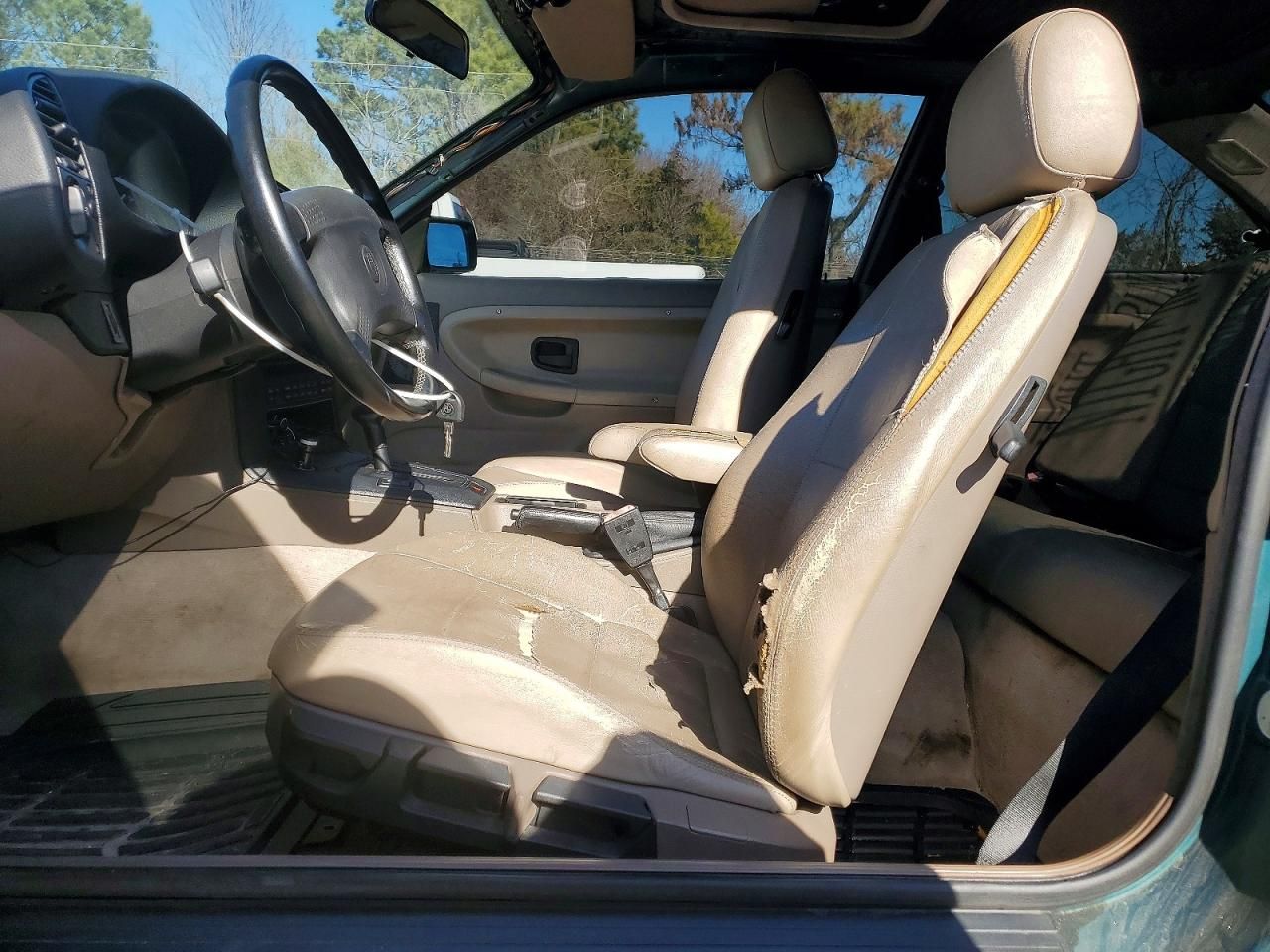 1992 BMW 325 is Automatic