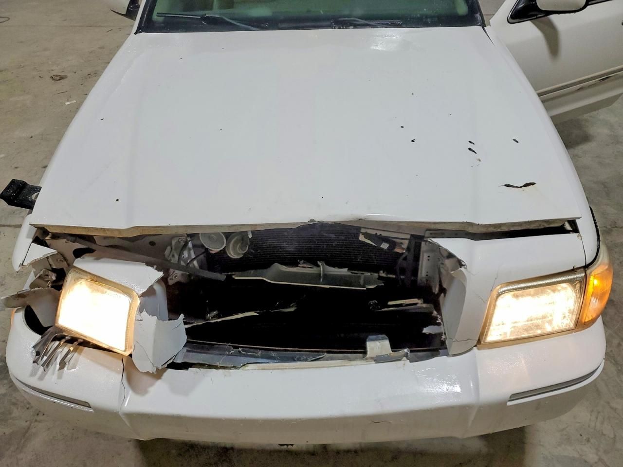 2011 Mercury Grand Marquis ls