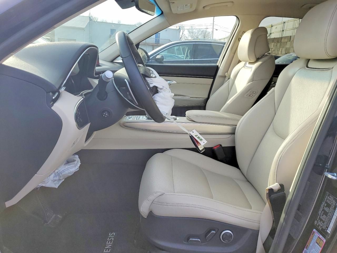 2025 Genesis Gv70 Base