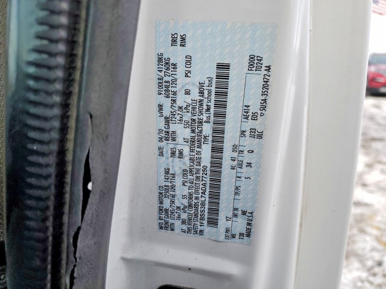 2010 Ford Econoline E350 Super Duty Wagon