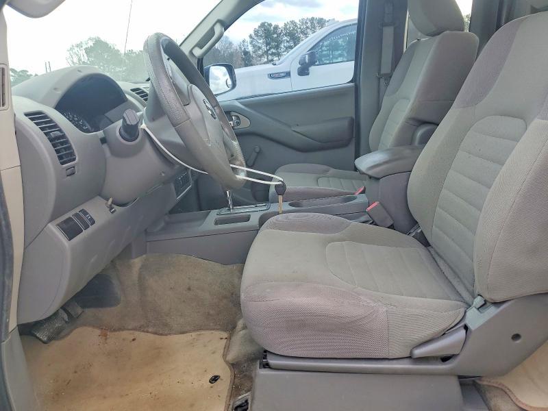 2013 Nissan Frontier s