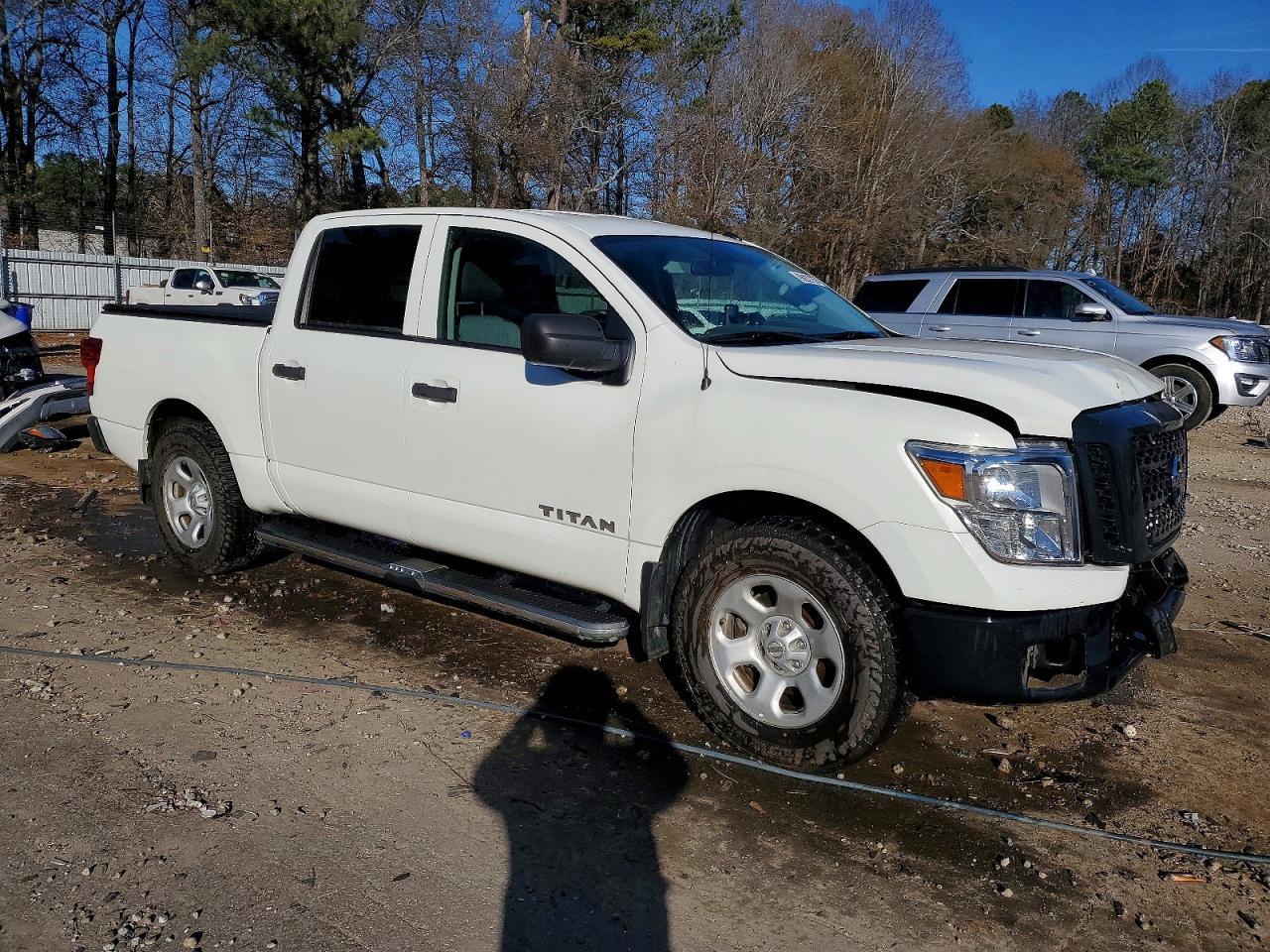 2019 Nissan Titan s