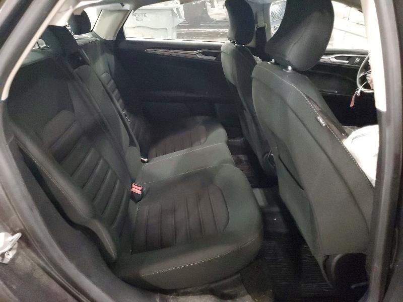 2018 Ford Fusion se Hybrid