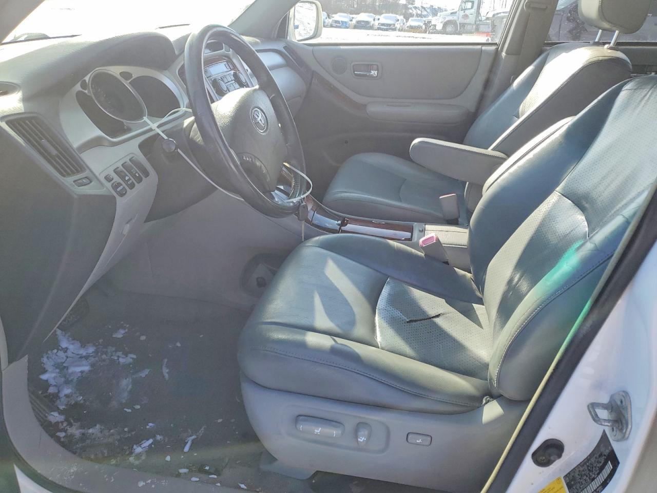 2004 Toyota Highlander