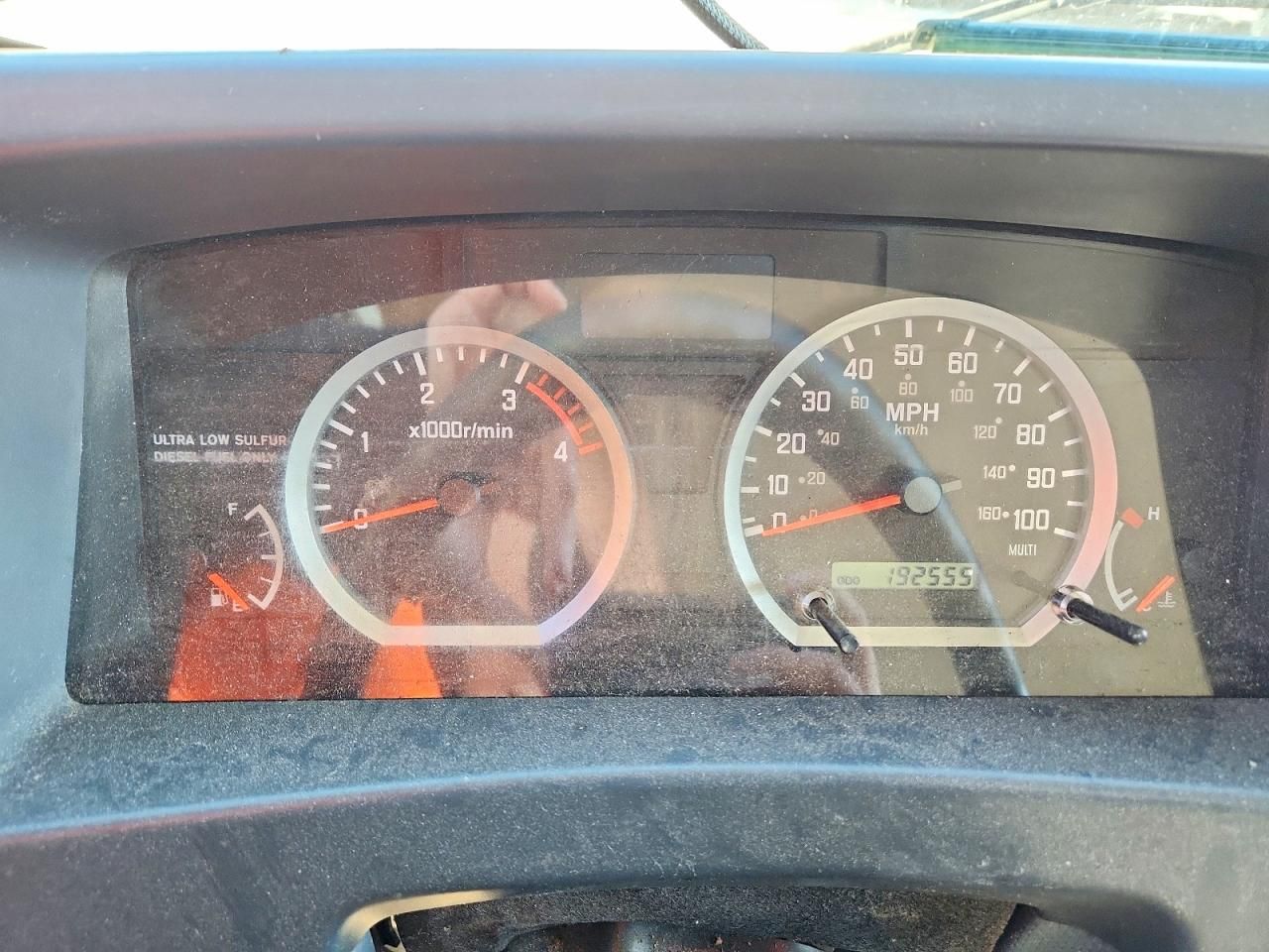 2016 Isuzu NRR BOX Truck