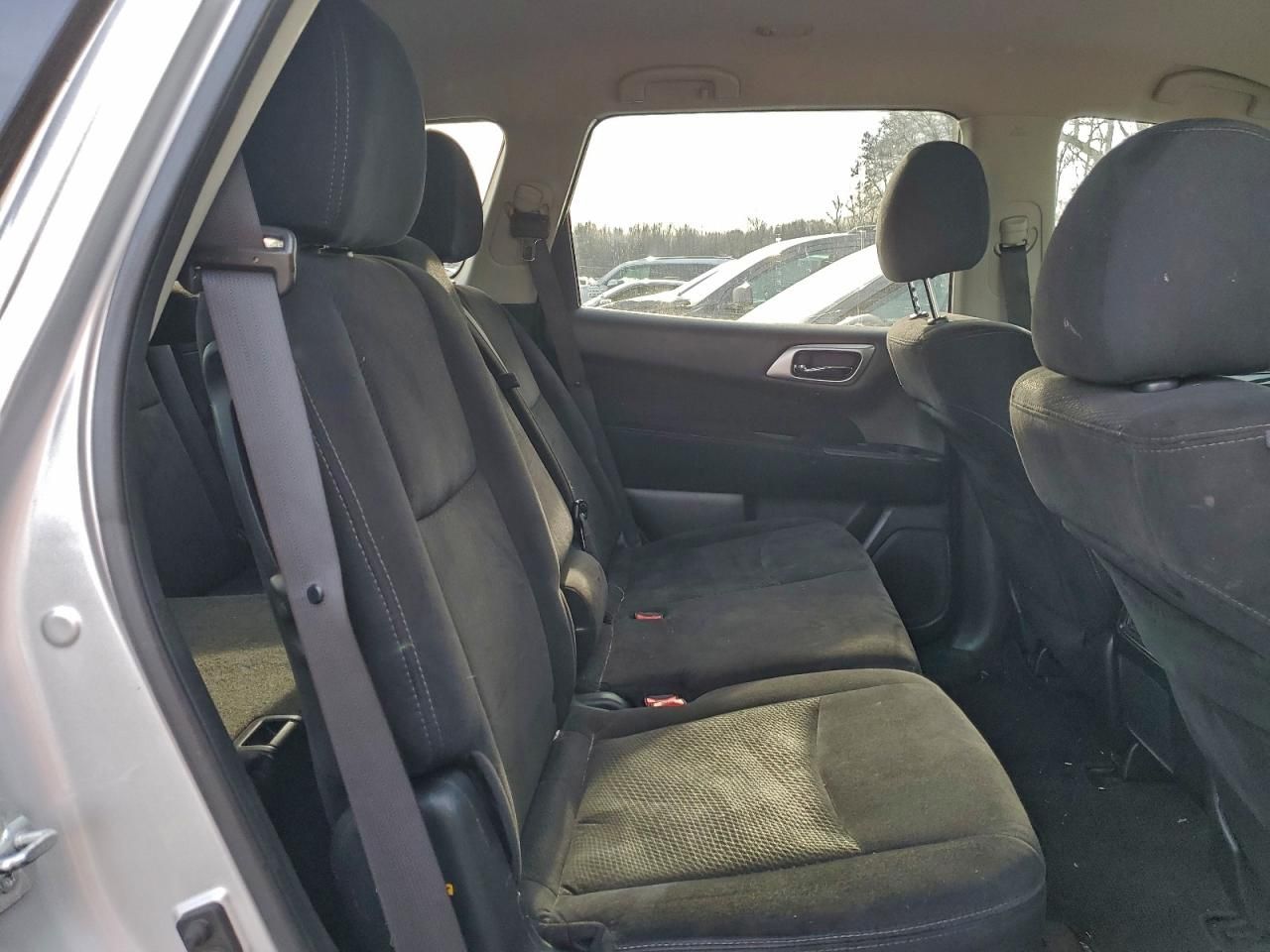 2013 Nissan Pathfinder s