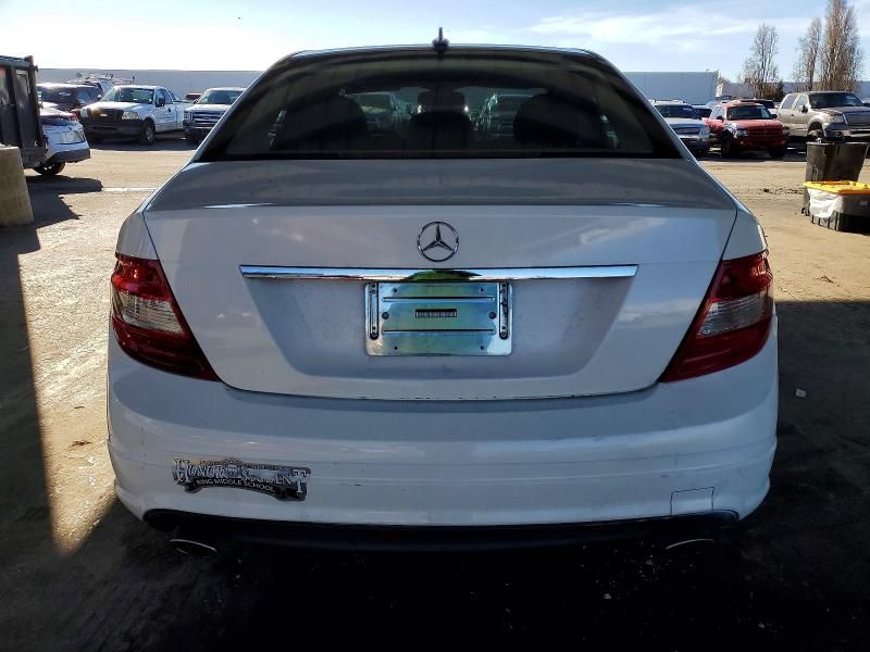 2011 Mercedes-Benz C300