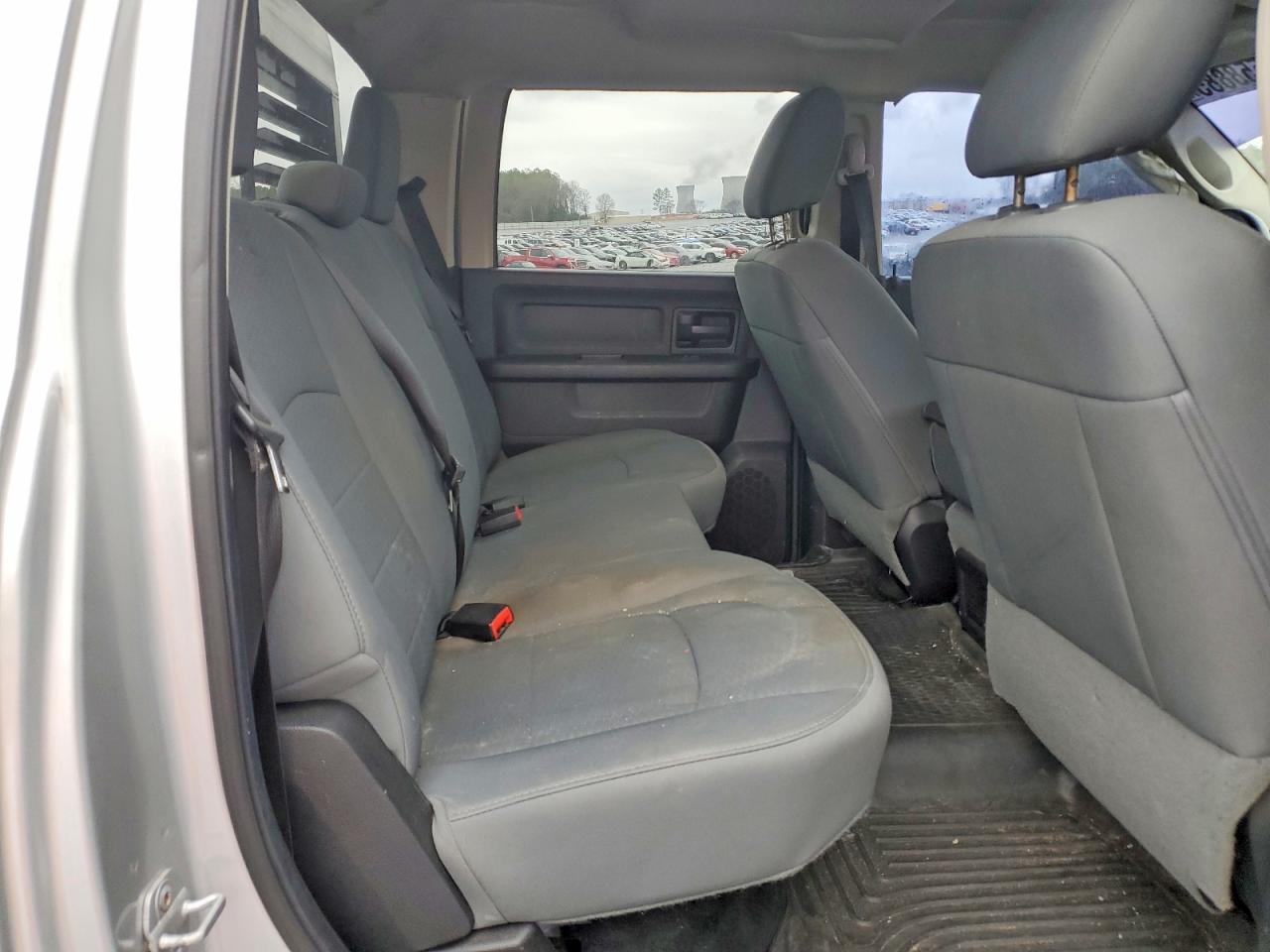 2014 Dodge RAM 2500 Flatbed Truck