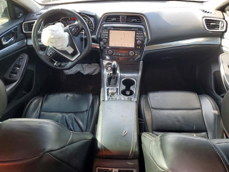 2019 Nissan Maxima s