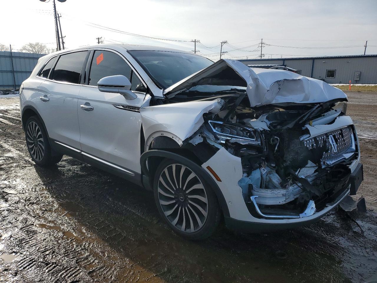 2019 Lincoln Nautilus Black Label