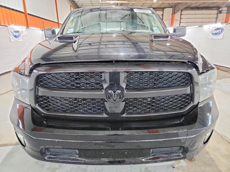 2019 Dodge Ram 1500 Classic slt