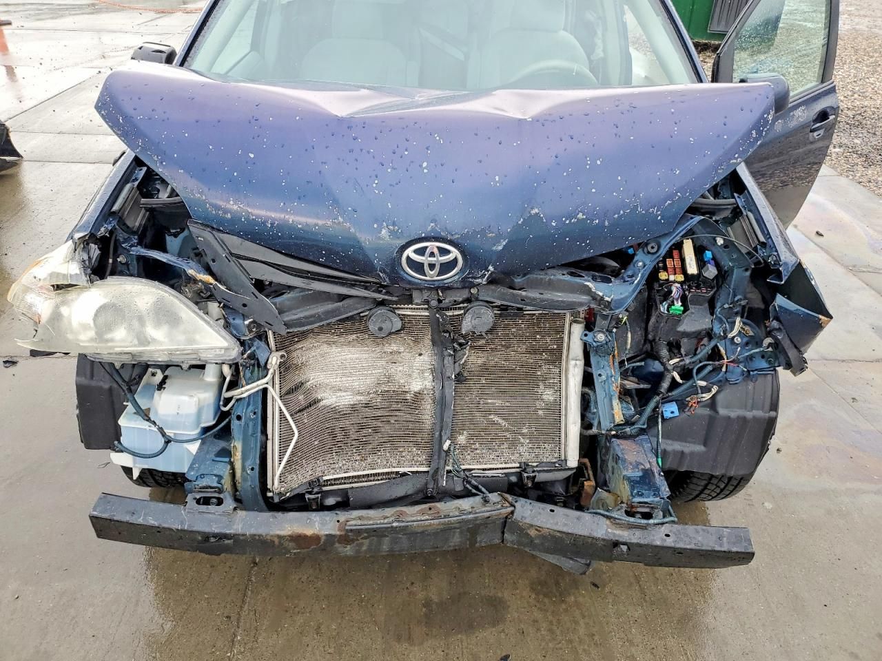 2012 Toyota Sienna le