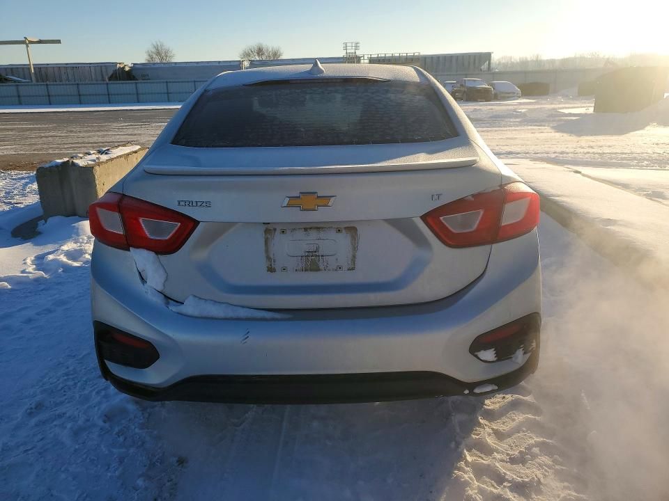 2018 Chevrolet Cruze lt