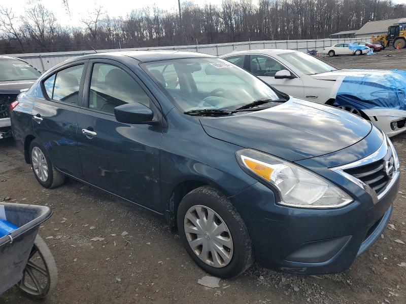 2016 Nissan Versa s