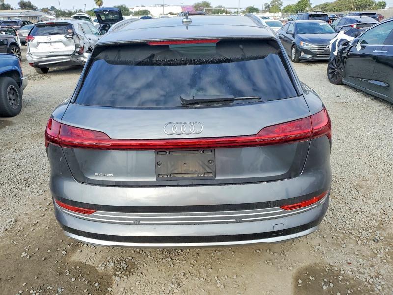 2019 Audi E-tron Prestige