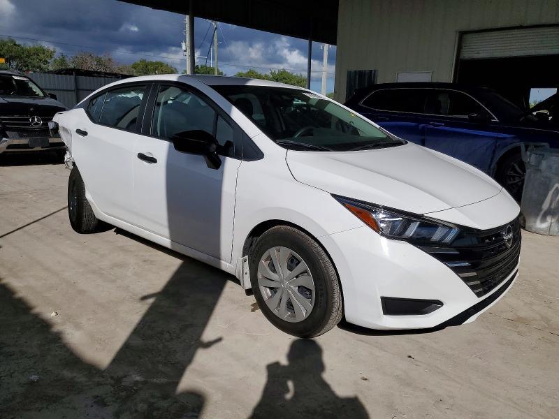2024 Nissan Versa s