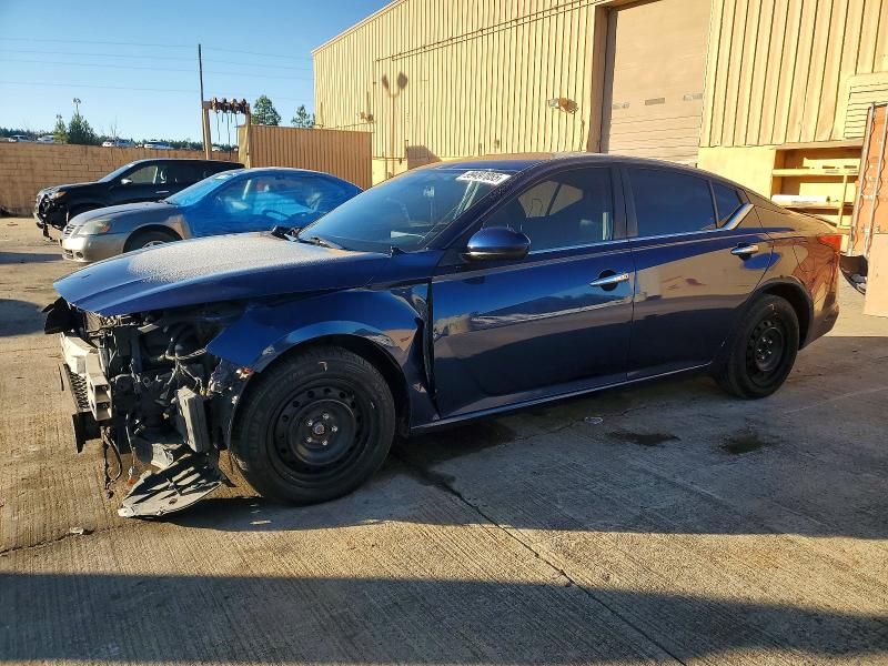 2019 Nissan Altima s