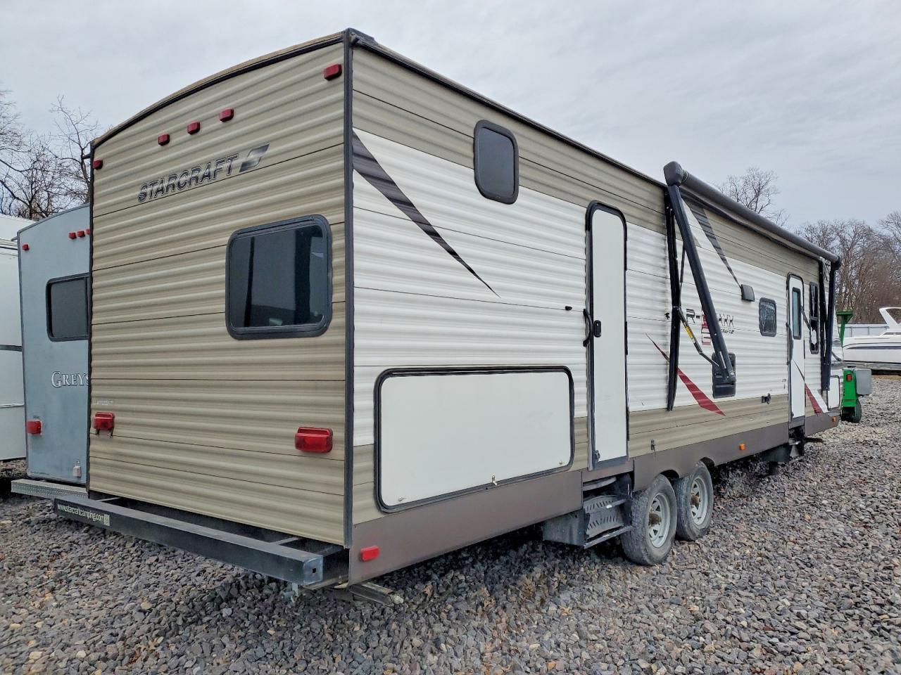 2016 Starcraft Travelstar Camper