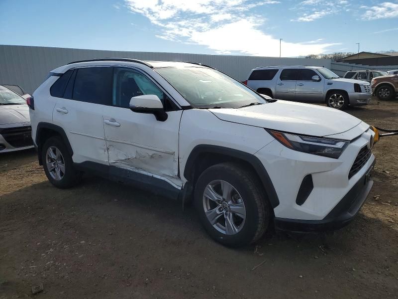 2023 Toyota Rav4 xle