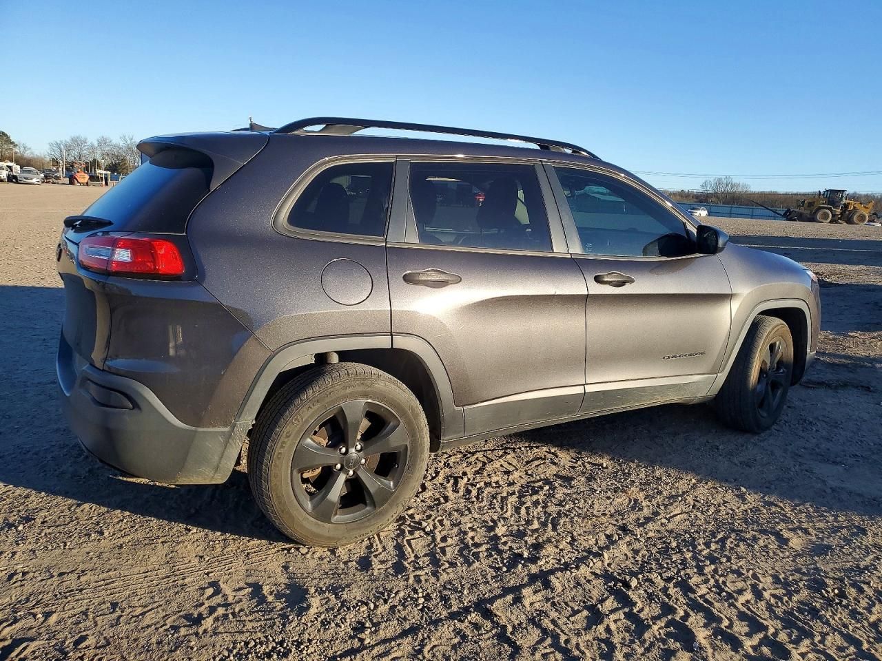 2016 Jeep Cherokee Sport