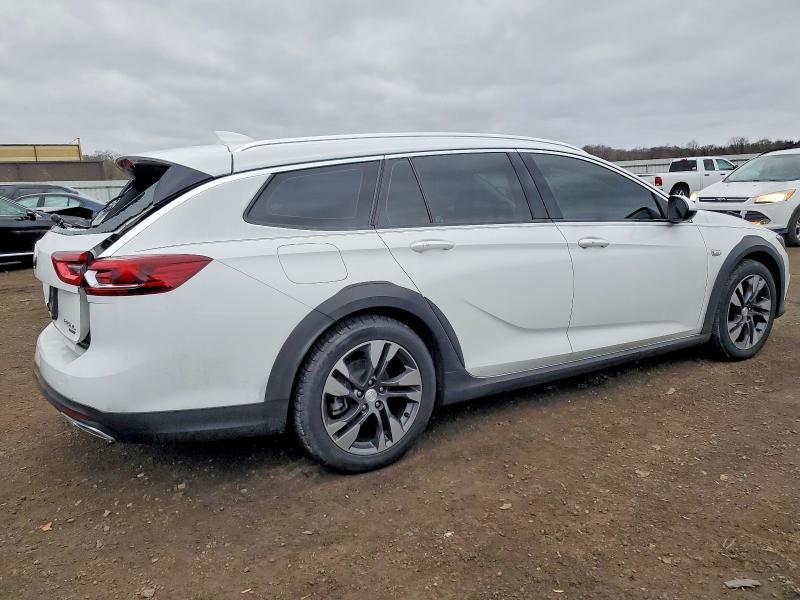 2018 Buick Regal Tourx Preferred