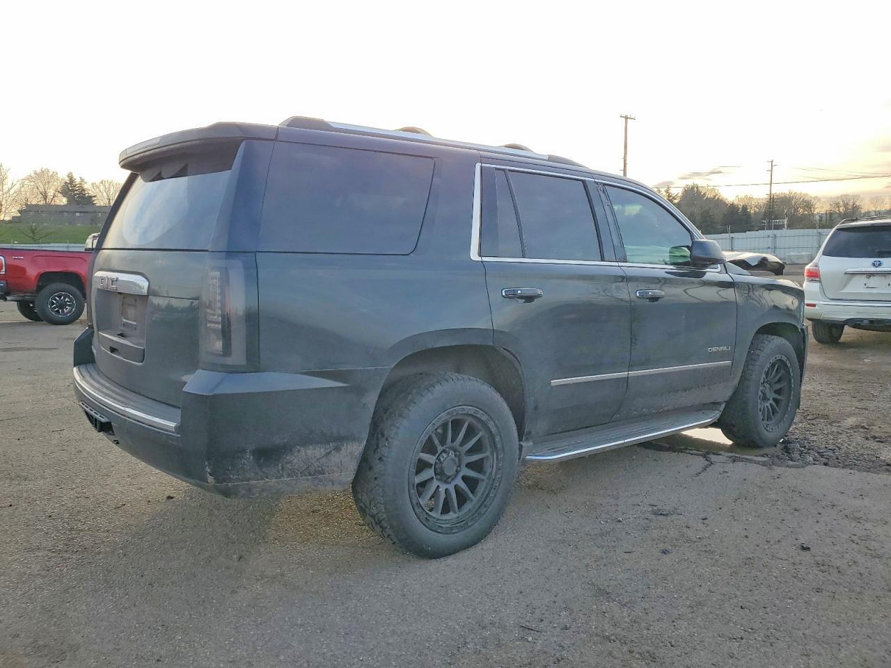 2016 GMC Yukon Denali
