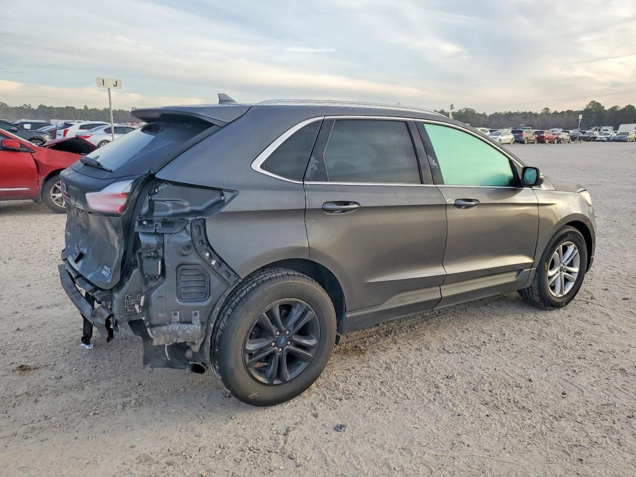 2019 Ford Edge sel