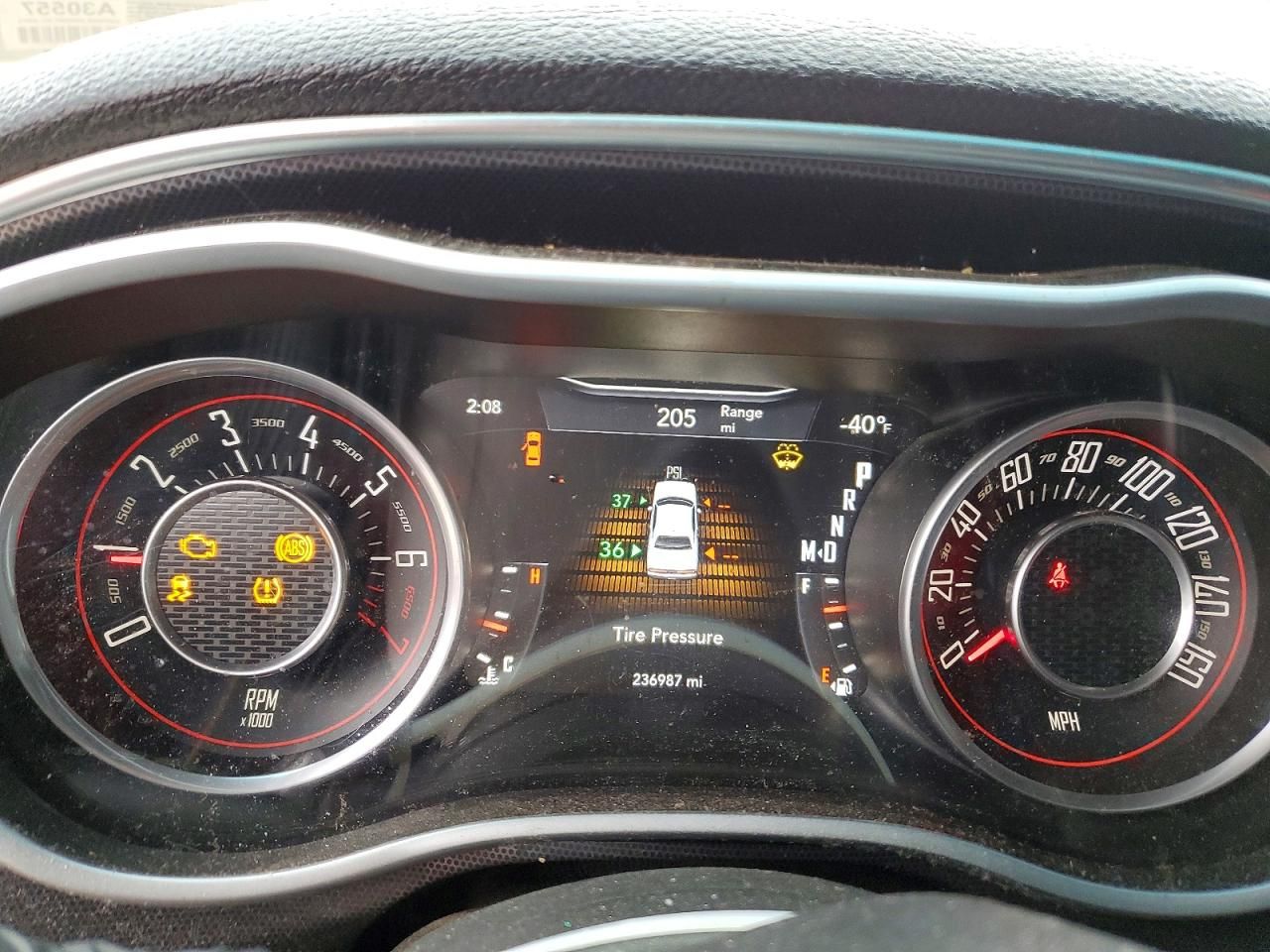 2015 Dodge Challenger sxt Plus