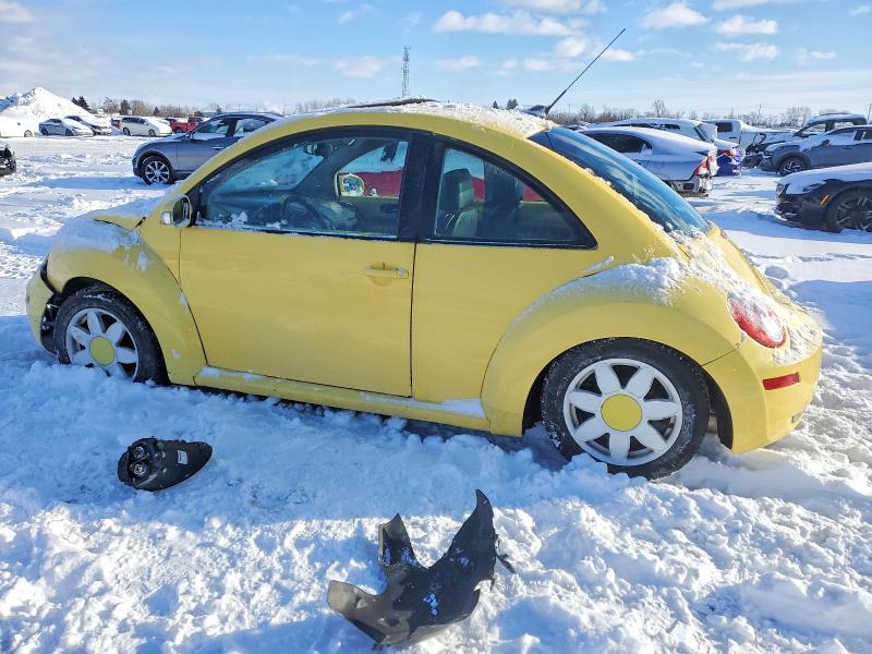 2010 Volkswagen New Beetle