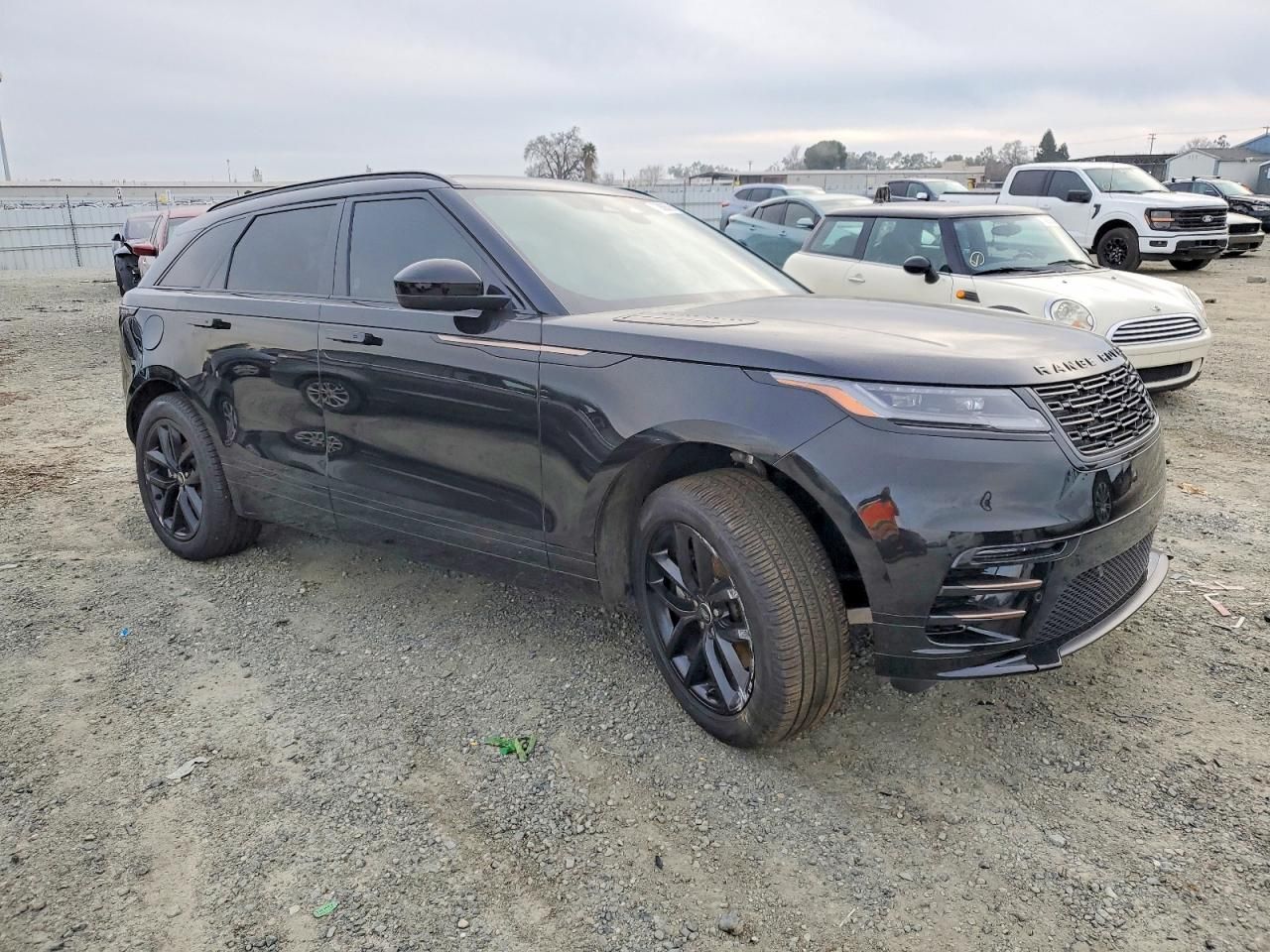 2025 Land Rover Range Rover Velar Dynamic se