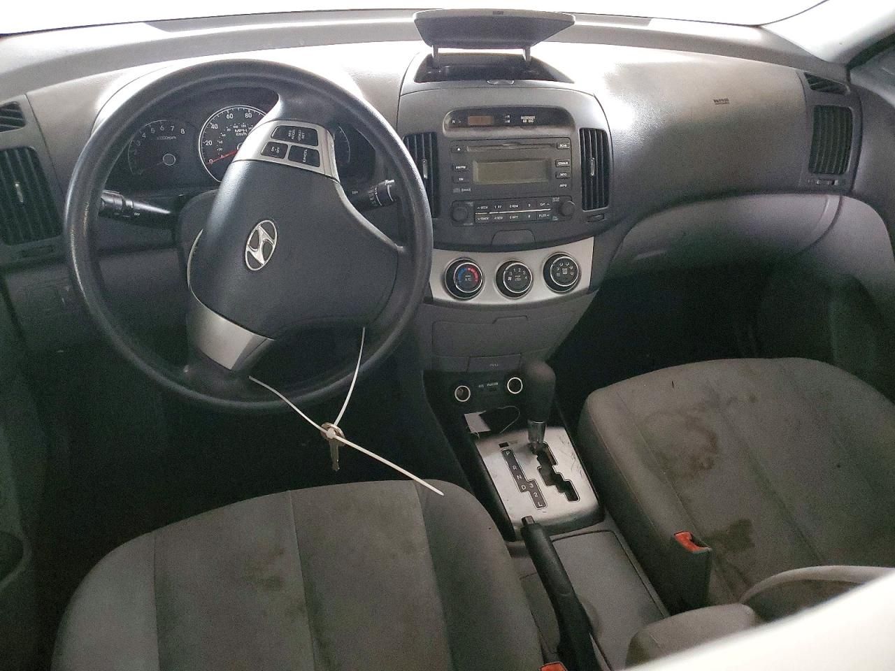 2010 Hyundai Elantra Blue