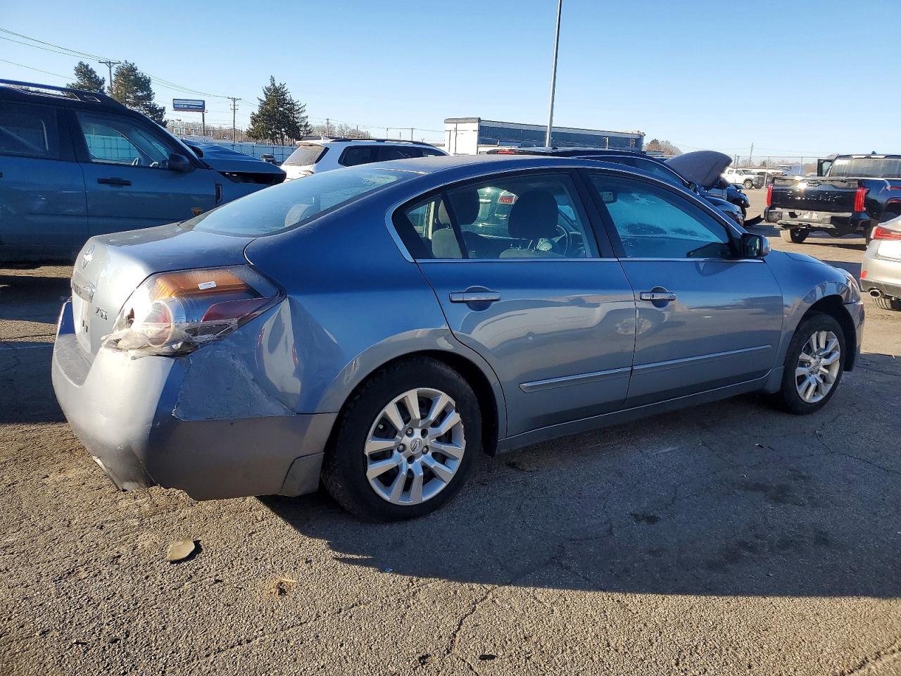 2012 Niss Altima 2.5