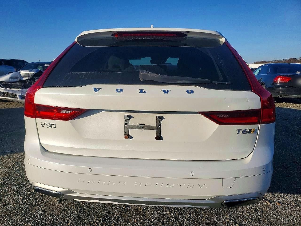 2018 Volvo V90 Cross Country T6 Inscription