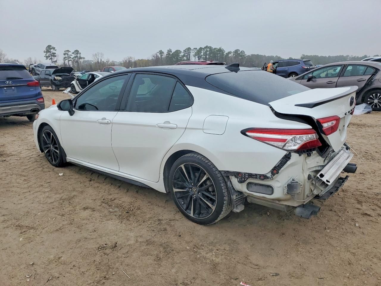 2020 Toyota Camry xse V6