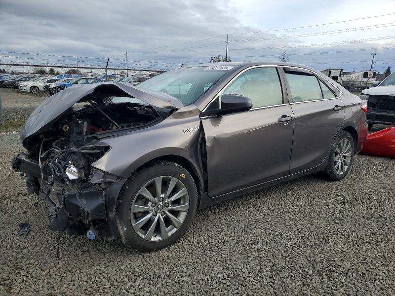 2016 Toyota Camry Hybrid