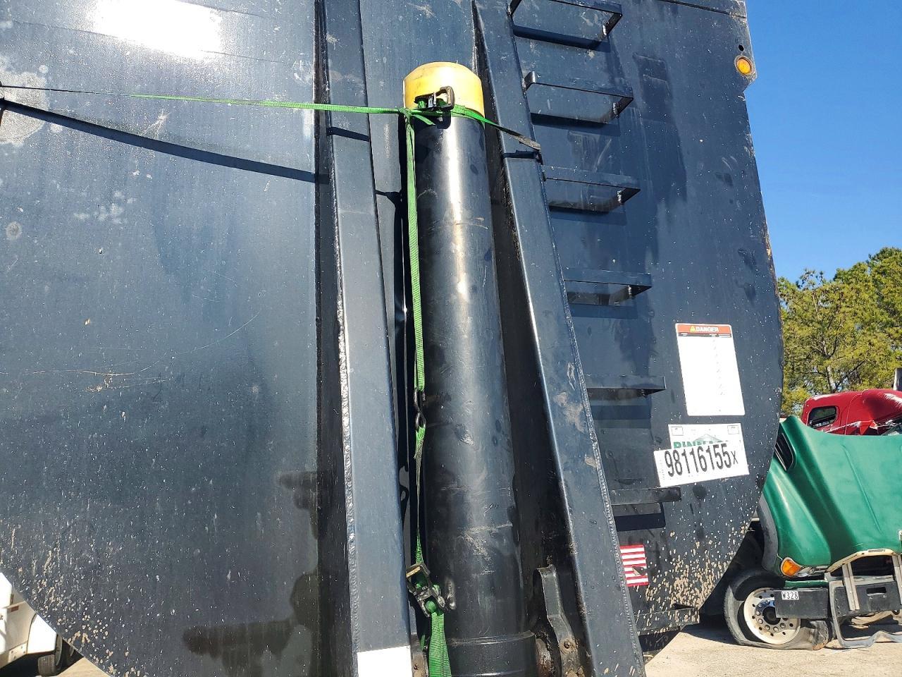 2023 Manac 4H240A900 END Dump PUP Trailer