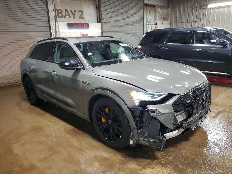 2022 Audi E-tron Chronos