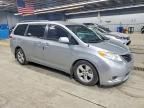 2013 Toyota Sienna le