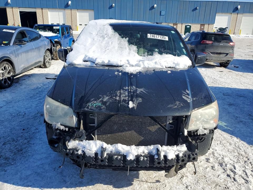 2012 Chrysler Town & Country Touring