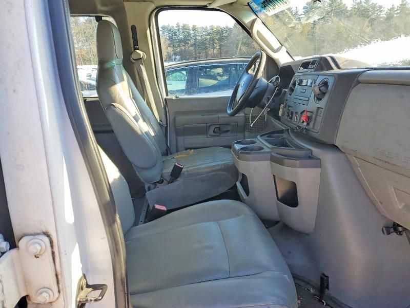 2011 Ford Econoline E250 van