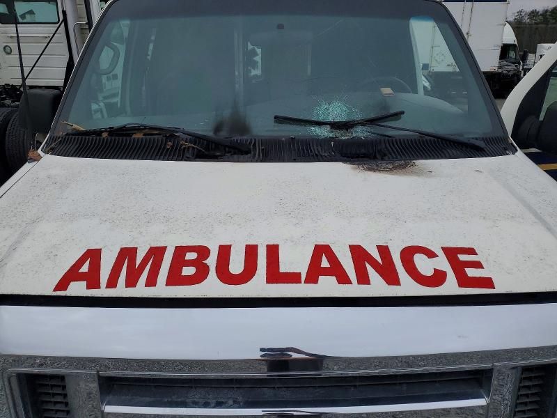 2002 Ford Econoline E350 Super Duty Van