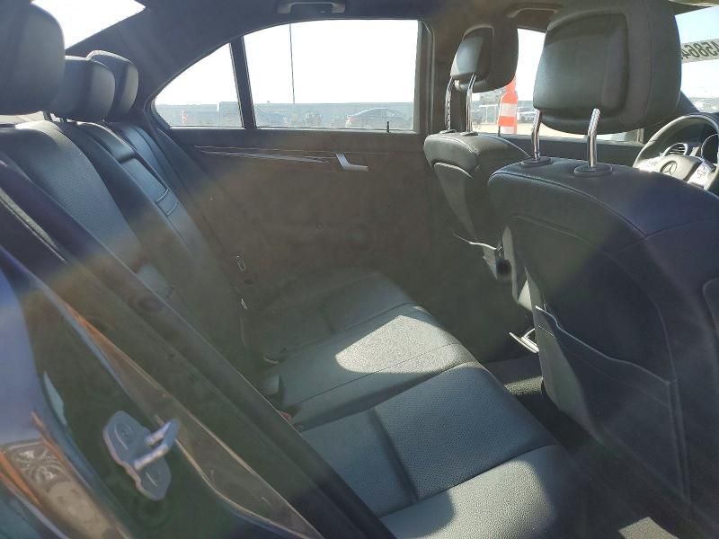 2014 Mercedes-Benz C 250